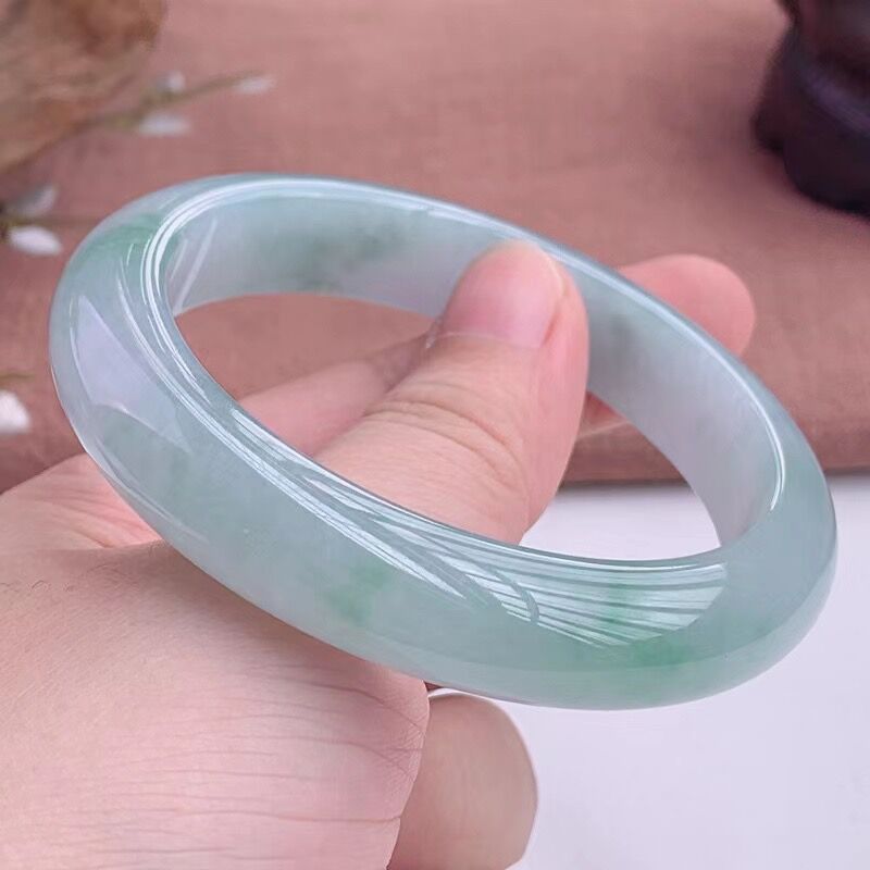 Myanmar , single-color - light - đánh giá và giá Bracelets