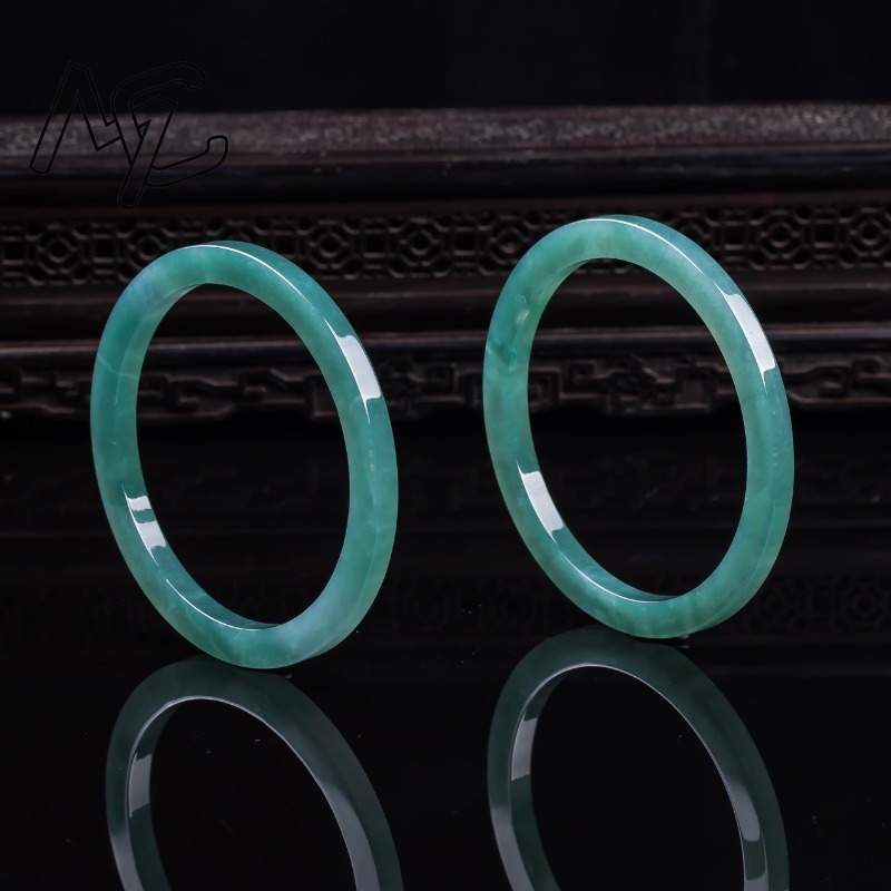 Natural Emerald 48-62mm Burmes - đánh giá và giá Bracelets