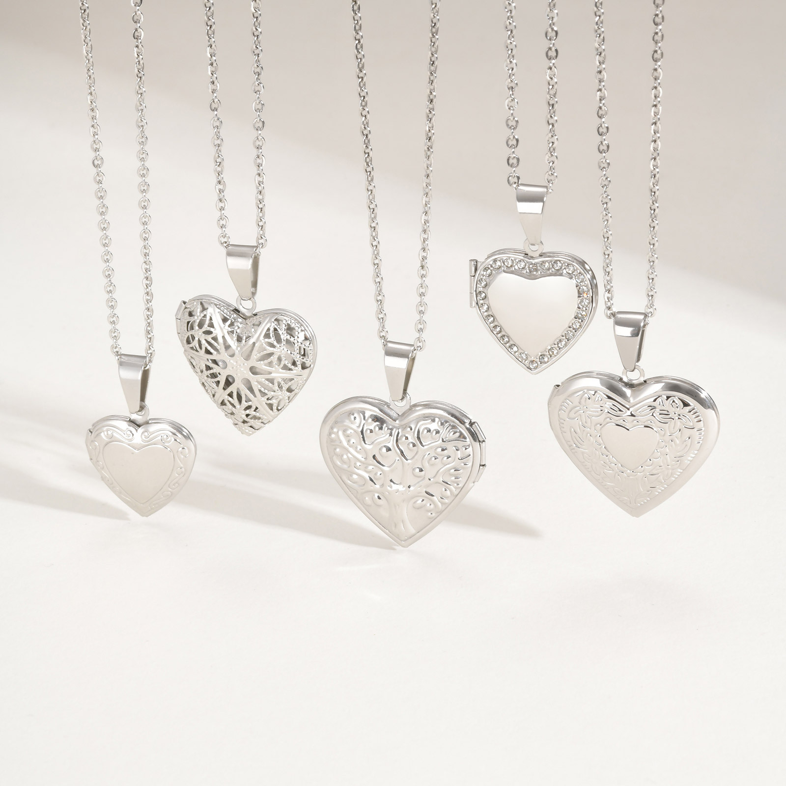 Vnox Never Fade Silver Color S - đánh giá và giá Heart Locket Necklace Photo